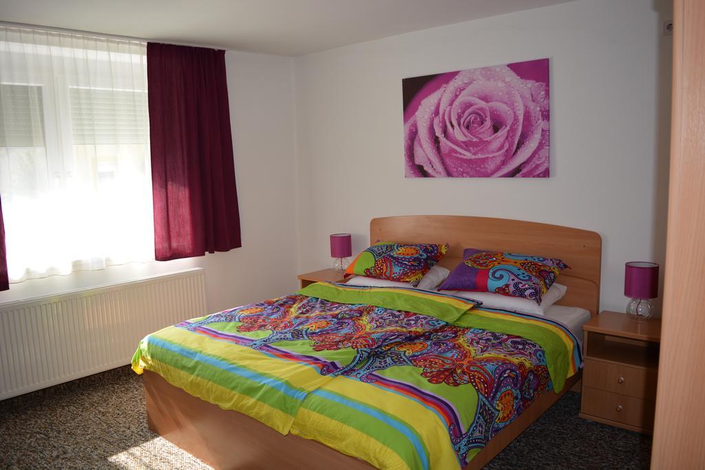 Salve Apartment Hévíz 外观 照片